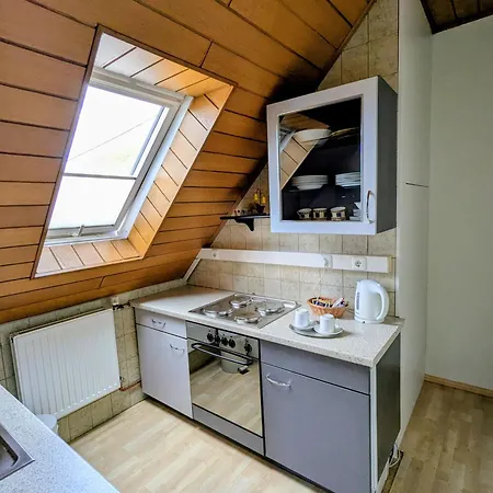 ベッド・アンド・ブレックファスト Gaestehaus Weingut Heribert Boch トリッテンハイム