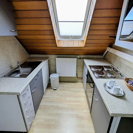 ベッド・アンド・ブレックファスト Gaestehaus Weingut Heribert Boch トリッテンハイム