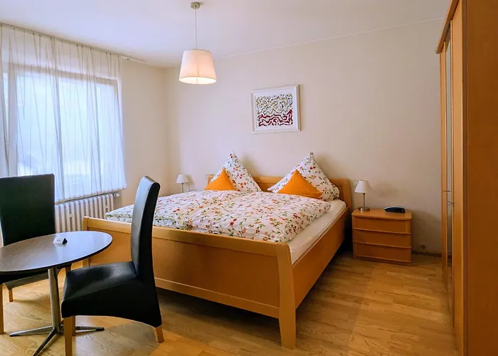 Gaestehaus Weingut Heribert Boch Alojamento de Acomodação e Pequeno-almoço